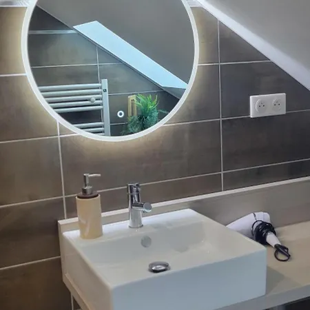 Restaurant Le 4 & D'hotes Bed and breakfast Montignac-Lascaux