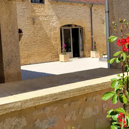 Panzió Restaurant Le 4 & D'hotes Montignac-Lascaux